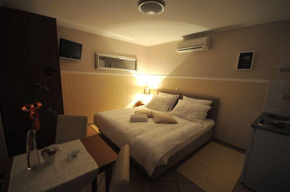 Apartments & Rooms Buble Trogir Exterior foto